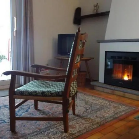 Eco-casa Paradiso G, Schwimmbad, Garten Und Wunderschone Seesicht, Ruhig Und Sonnig Gelegen Vakantiehuis